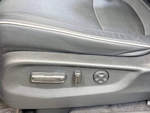 Used 2023 Honda Odyssey Elite image 14