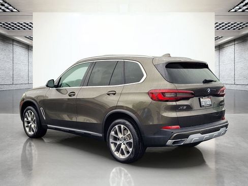 Used 2021 BMW X5 xDrive45e w/ Premium Package image 9