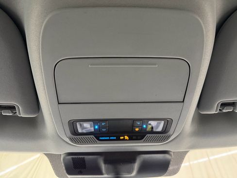 Used 2024 Ford F350 XLT AWD/4WD image 32