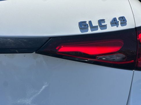 Used 2025 Mercedes-Benz GLC 43 AMG 4MATIC image 27
