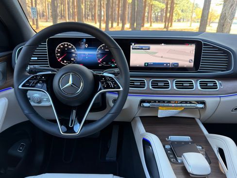 New 2026 Mercedes-Benz GLE 450 GLE 450 Coupe image 3