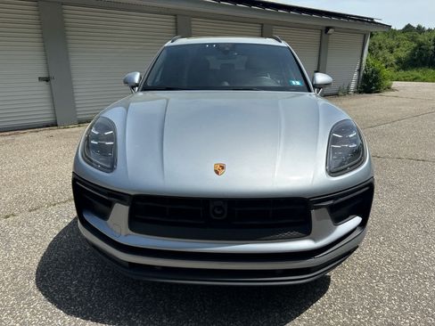 Used 2026 Porsche Macan AWD/4WD image 8