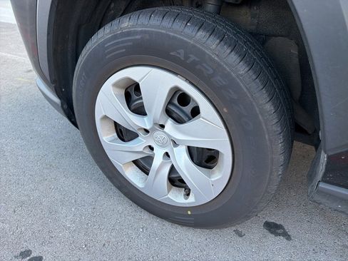 Used 2024 Toyota RAV4 LE image 10