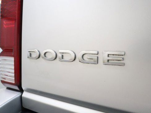 Used 2011 Dodge Nitro Heat image 18