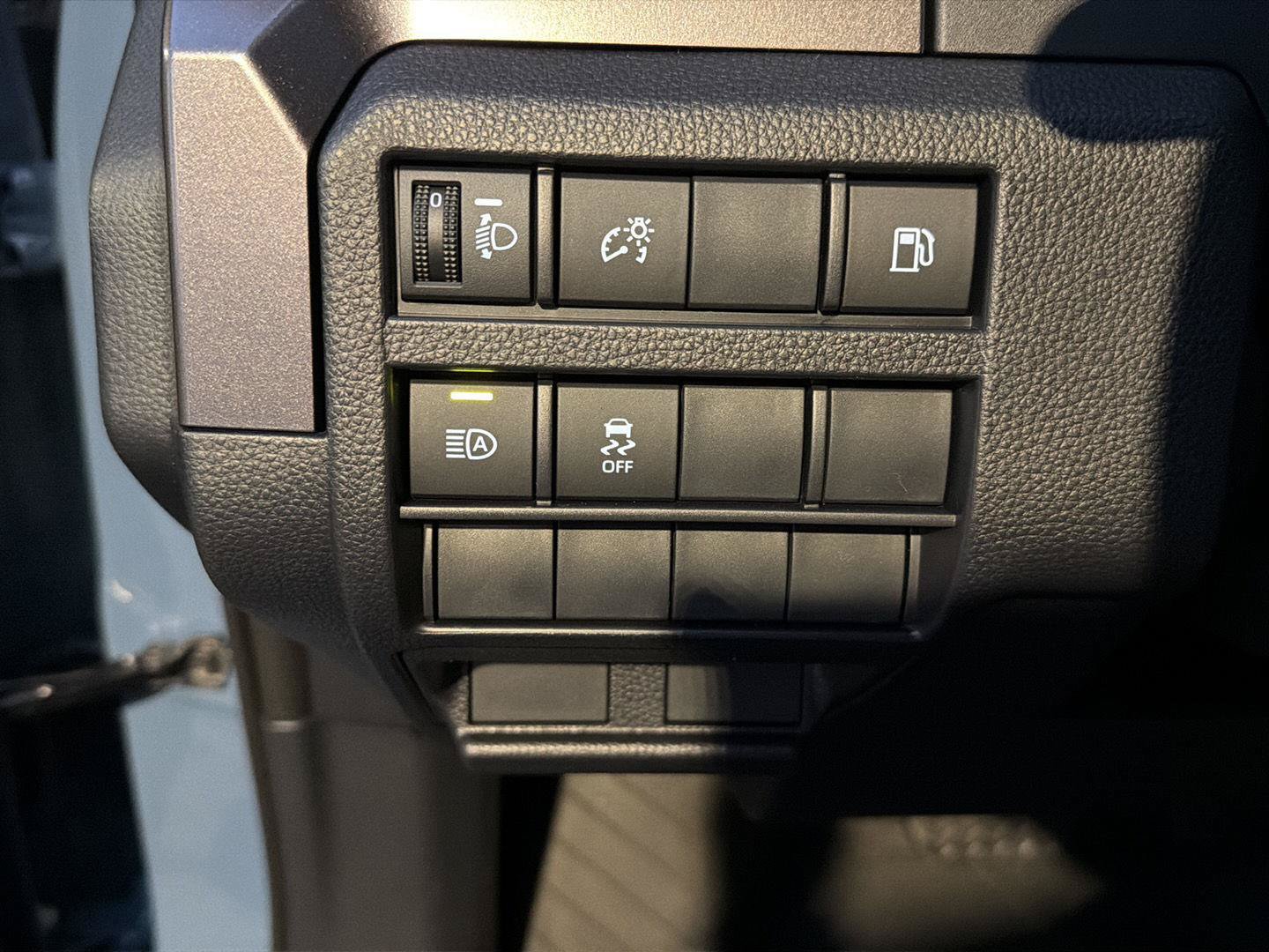 New 2026 Toyota 4Runner SR5 AWD/4WD image 19