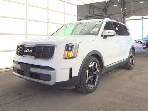 Used 2025 Kia Telluride S image 6