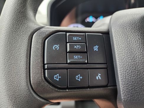 Used 2024 Ford F250 XLT image 14