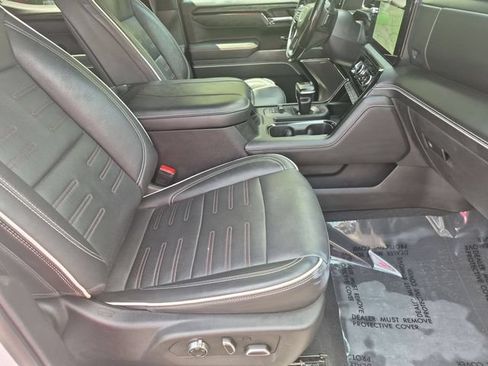 Used 2023 GMC Sierra 1500 AT4X AWD/4WD image 32