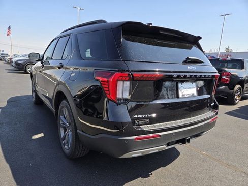 New 2026 Ford Explorer Active w/ Active Comfort Package AWD/4WD image 5