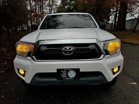 Used 2014 Toyota Tacoma PreRunner image 3