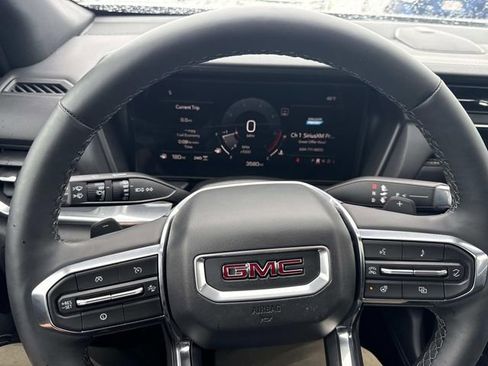 Used 2026 GMC Terrain Elevation w/ Elevation Premium Package image 36