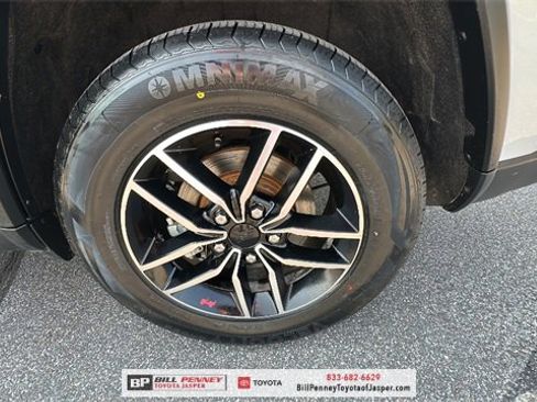 Used 2021 Jeep Grand Cherokee Trailhawk w/ Trailhawk Luxury Group image 19