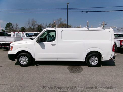 Used 2016 Nissan NV 2500 SV w/ Technology Package image 2