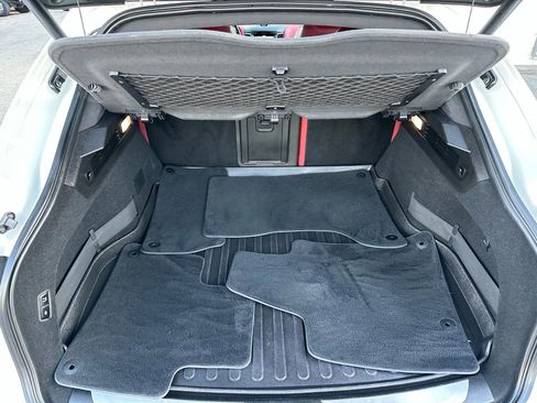 Used 2017 Maserati Levante Sport Utility 4D image 19