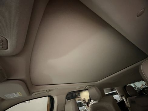 Used 2024 Lincoln Navigator Premiere image 7