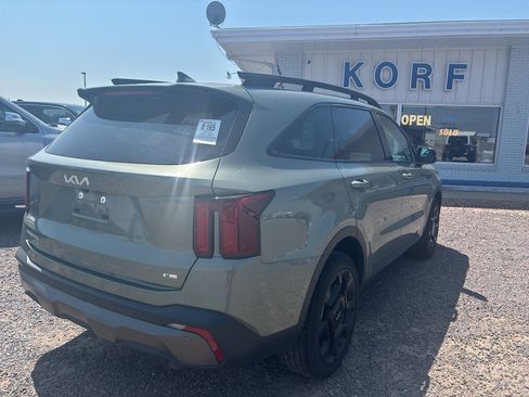 Used 2024 Kia Sorento X-Line EX AWD/4WD image 4