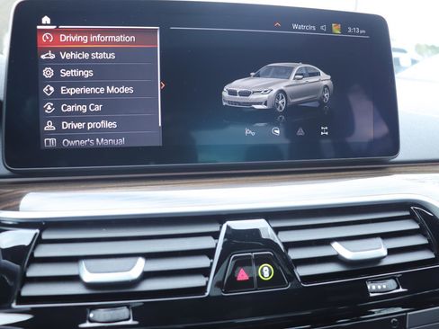 Certified 2022 BMW 540i image 32