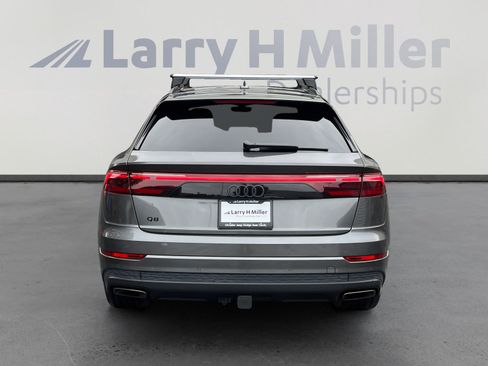 Used 2024 Audi Q8 Premium Plus w/ Premium Plus Package image 4