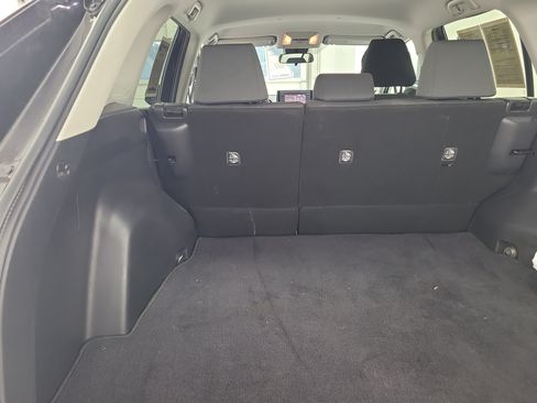 Used 2021 Toyota RAV4 XLE FWD image 7