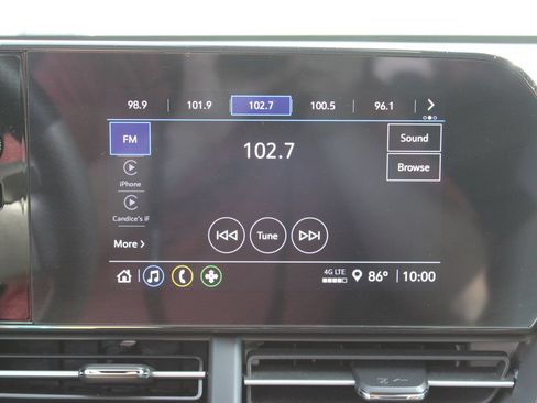 Used 2024 Chevrolet Trax RS FWD image 15