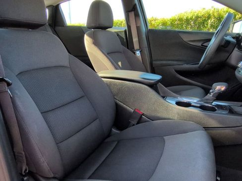 Used 2023 Chevrolet Malibu LT w/ Driver Confidence Package FWD image 34
