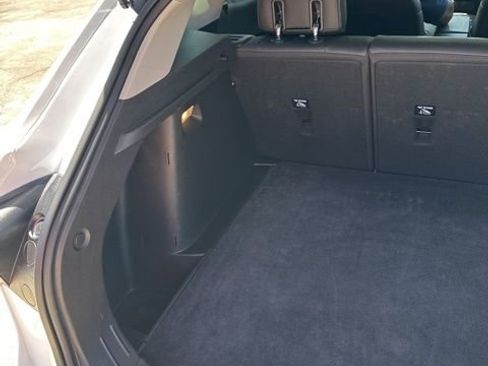 Used 2025 Chevrolet Trax LT w/ LT Convenience Package image 25