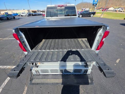 Used 2022 Chevrolet Silverado 2500 LTZ w/ LTZ Plus Package image 20