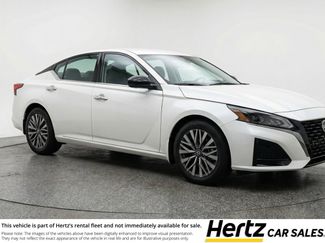 Used 2025 Nissan Altima 2.5 SV video 1