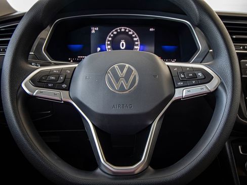 Certified 2023 Volkswagen Tiguan S image 36