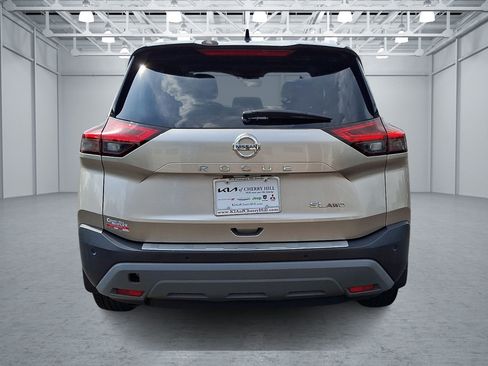 Used 2021 Nissan Rogue SL w/ Premium Package AWD/4WD image 8