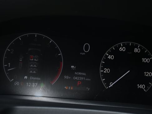 Used 2025 Honda Pilot EX-L image 14