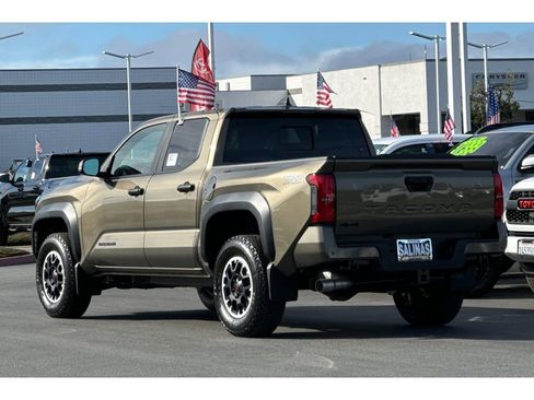 New 2025 Toyota Tacoma TRD Off-Road image 6