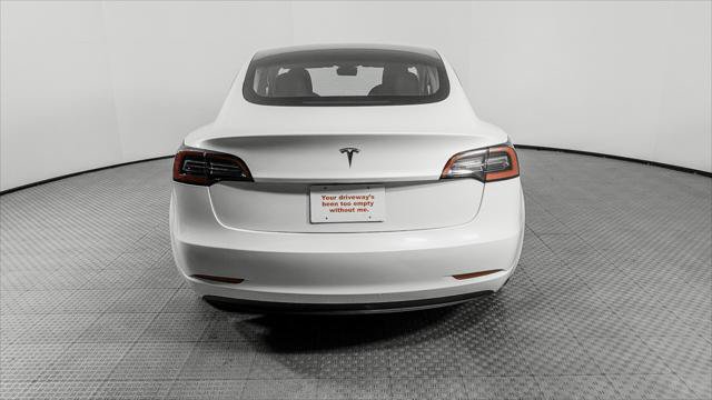 Used 2023 Tesla Model 3 Standard Range RWD image 5