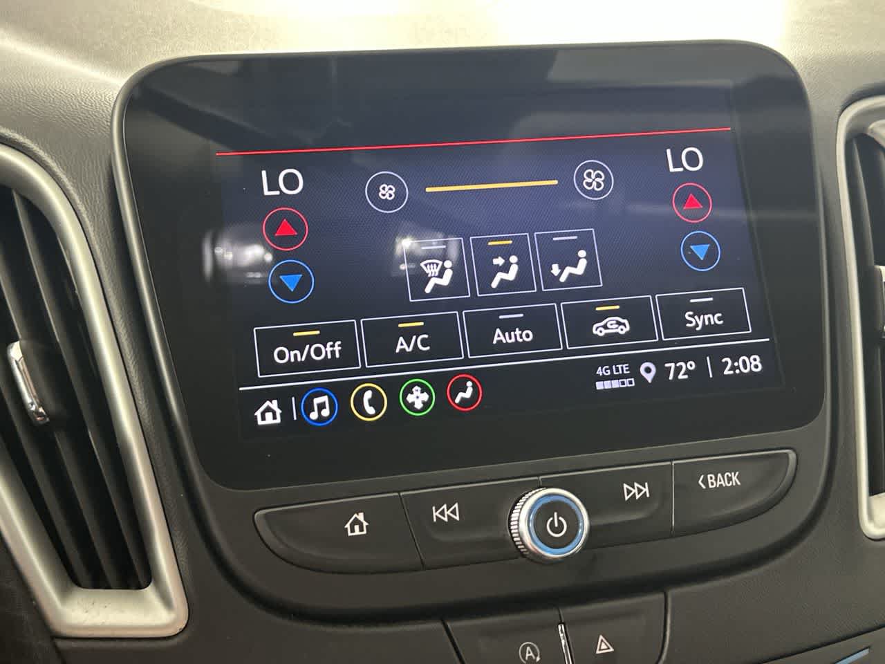 Used 2024 Chevrolet Malibu LT FWD image 23