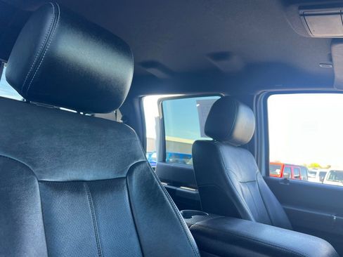 Used 2015 Ford F250 Lariat w/ Lariat Interior Package AWD/4WD image 16