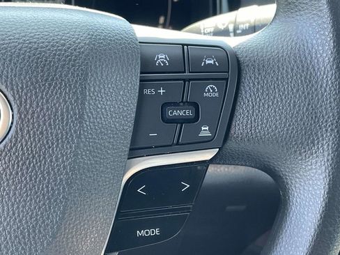 Used 2025 Toyota Camry LE image 19