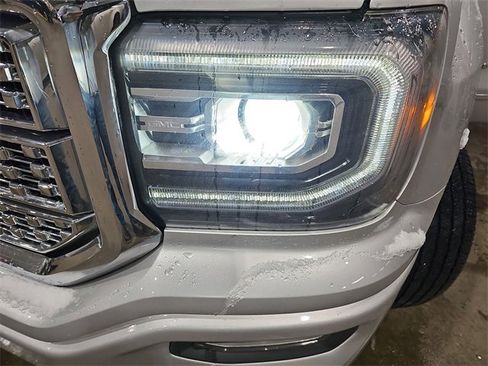 Used 2018 GMC Sierra 1500 Denali w/ Denali Ultimate Package image 31