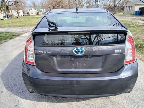 Used 2012 Toyota Prius Two image 7