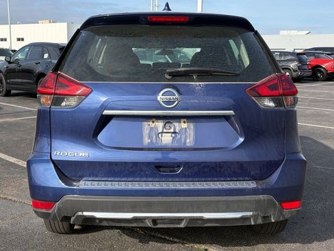 Used 2018 Nissan Rogue S image 3