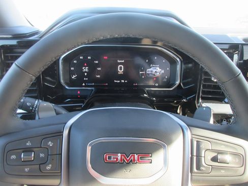 New 2026 GMC Sierra 1500 Elevation image 18