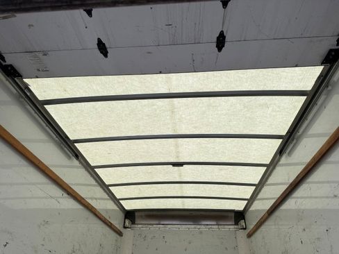 Used 2022 Ford E-350 and Econoline 350 Super Duty RWD image 10