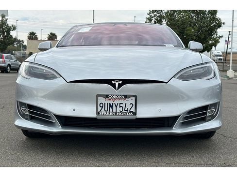 Used 2018 Tesla Model S 75D image 9
