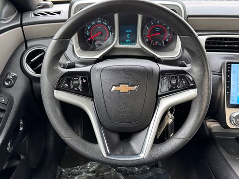 Used 2015 Chevrolet Camaro LS RWD image 26