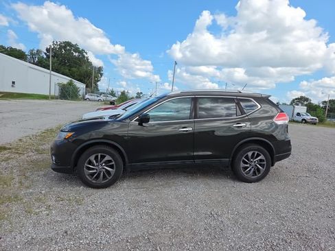 Used 2016 Nissan Rogue SL w/ SL Premium Package AWD/4WD image 16