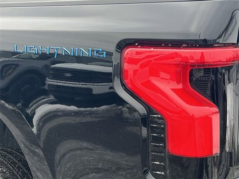 New 2025 Ford F150 Lightning XLT image 8