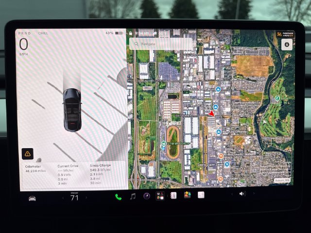 Used 2024 Tesla Model Y Performance AWD/4WD image 13