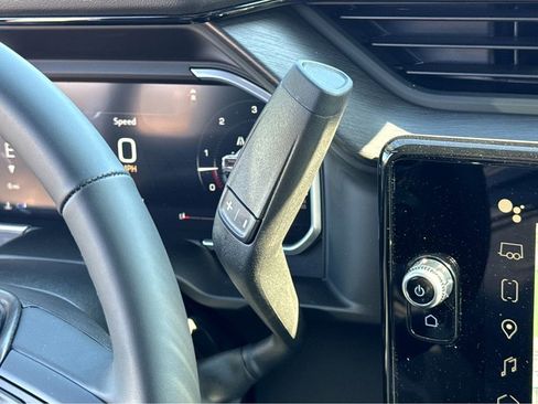 New 2026 GMC Sierra 2500 AT4 w/ AT4 Premium Plus Package image 22