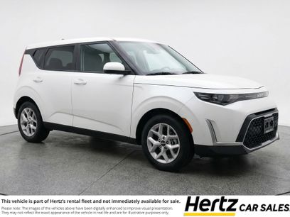Used 2025 Kia Soul LX w/ LX Technology Package