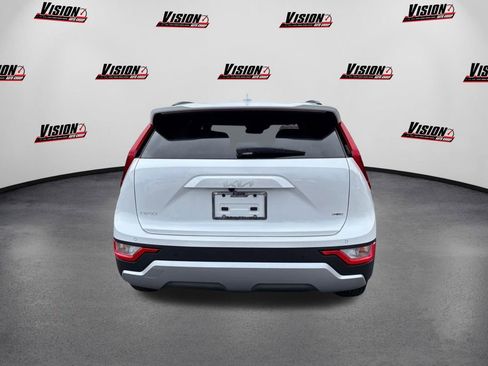 New 2026 Kia Niro EX image 6