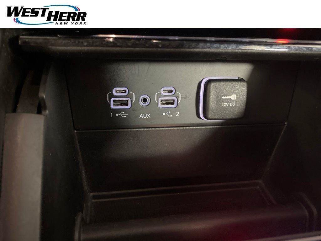 Used 2024 Jeep Grand Cherokee L Laredo AWD/4WD image 6